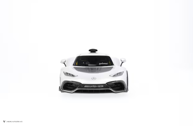 Mercedes-AMG Projekt ONE 1:18 C298 Hightech slv