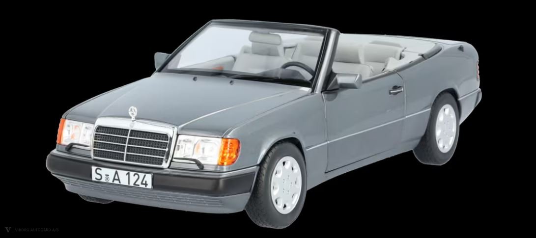 300 CE-24 Cabrio A124 perlegr