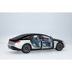 EQS V297 1:18 med belysning, hightech slv / obsidian sort