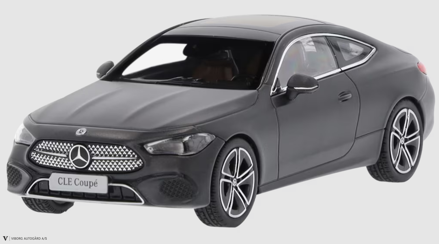 CLE C236 1:43 Farve 2