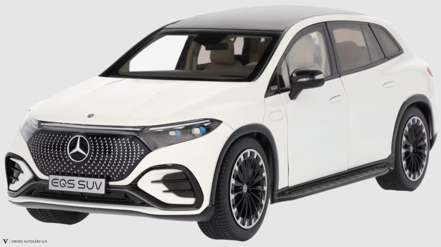 EQS SUV X296 1:18 MANUFAKTUR diamant hvid lys